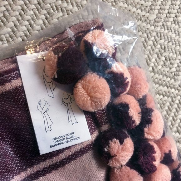 Lands' End pompom striped scarf NWT - Picture 3 of 9